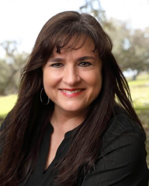 Meet BRMCWC 2026 Faculty Member Lynette Eason